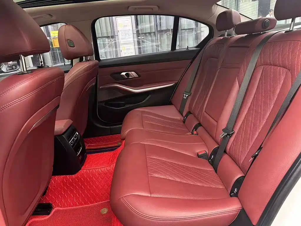 BMW 3 Series — миниатюра 8