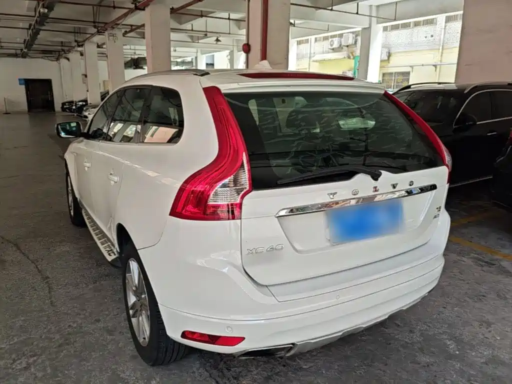Volvo XC60 — миниатюра 5