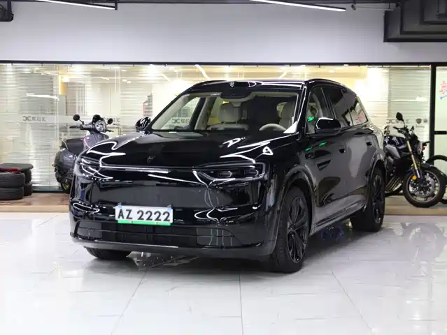 AITO ASK THE WORLD M7 2025