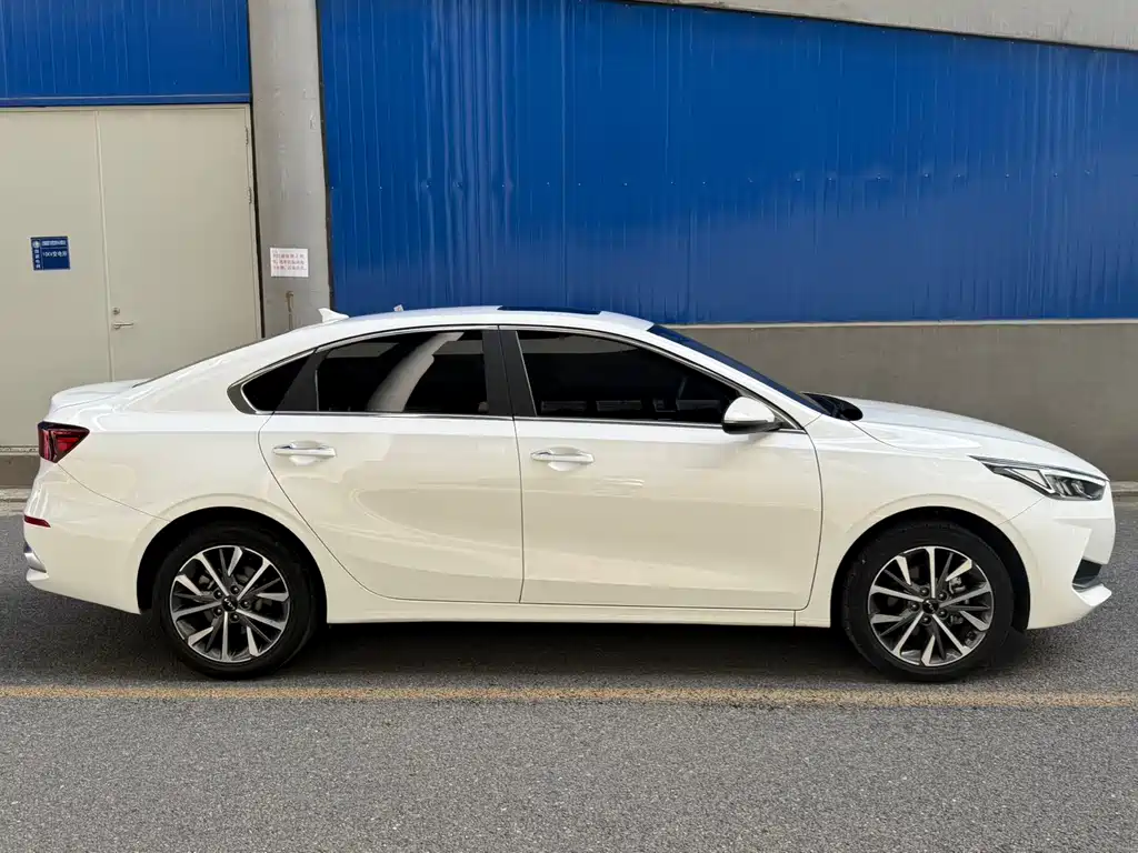 Kia K3 — миниатюра 7