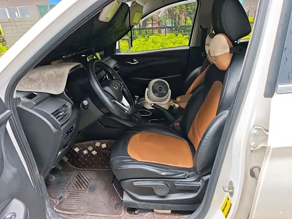 Wuling Hongguang S3 — миниатюра 11