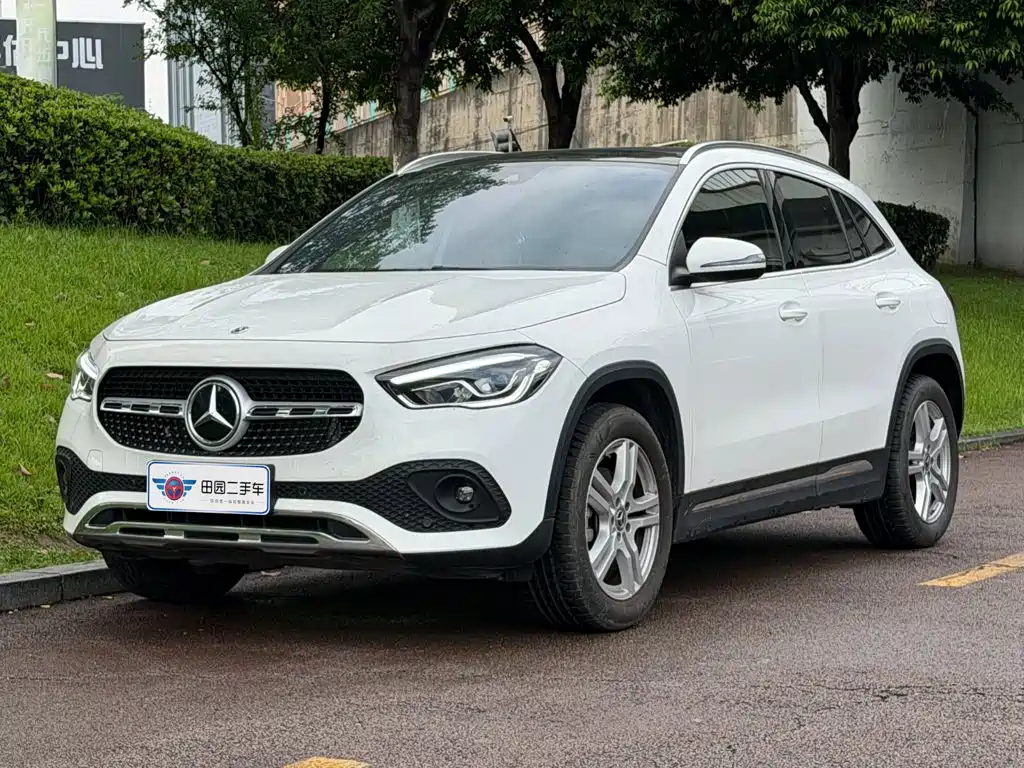 Mercedes-Benz GLA