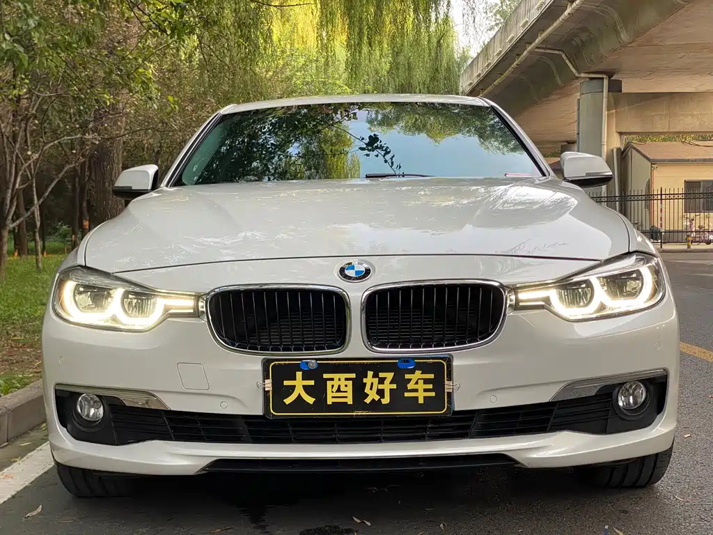 BMW 3 Series — миниатюра 2