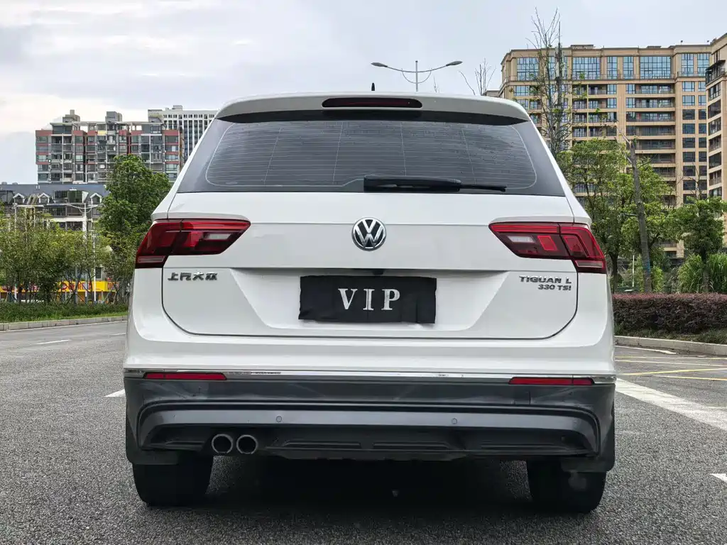 Volkswagen Tiguan L — миниатюра 8