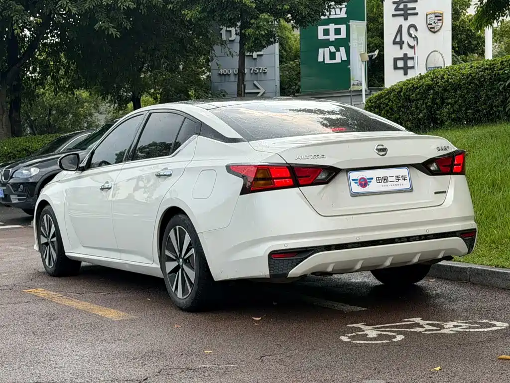 Nissan Teana — миниатюра 4