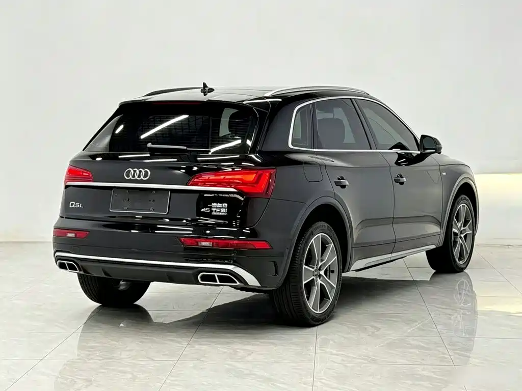 Audi Q5L — миниатюра 7