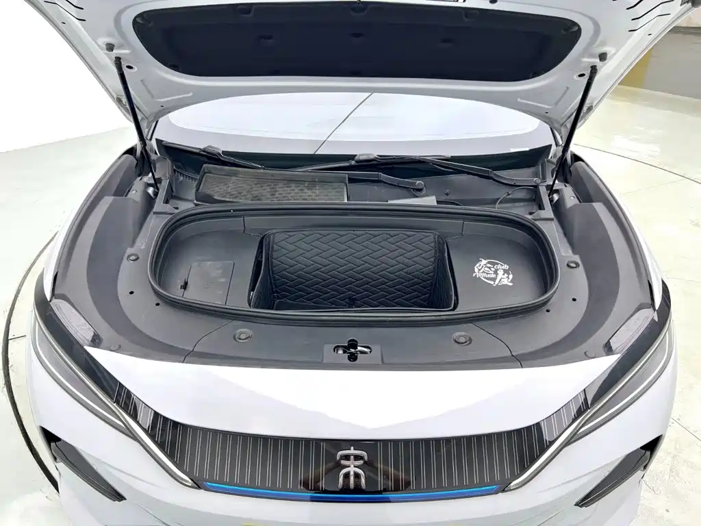 BYD L EV — миниатюра 16