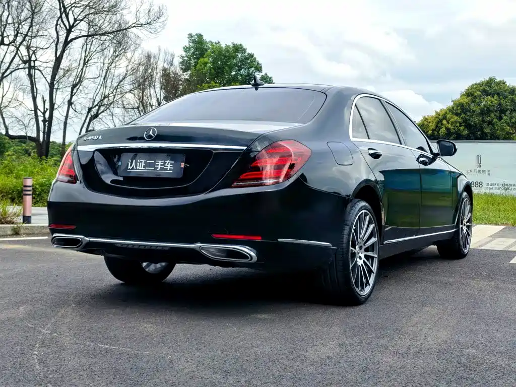 Mercedes-Benz S-Class — миниатюра 7