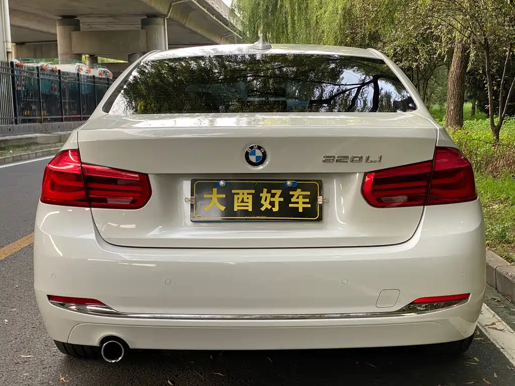BMW 3 Series — миниатюра 9
