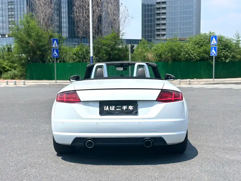 Audi TT — миниатюра 12
