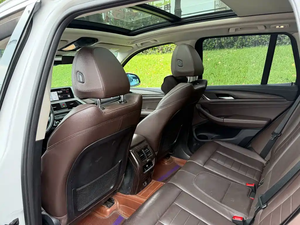BMW X3 — миниатюра 11