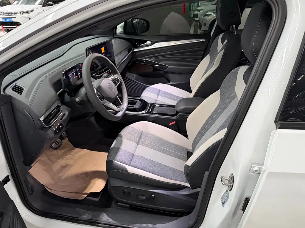 Volkswagen ID.4 Crozz — миниатюра 4