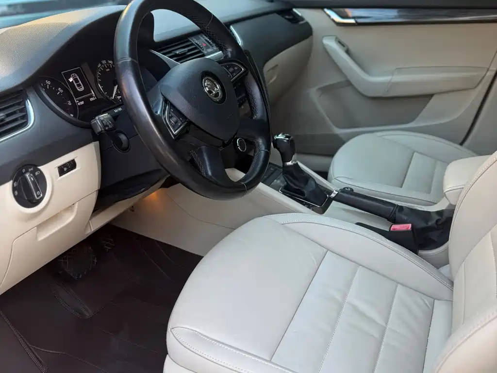 Skoda Octavia — миниатюра 15