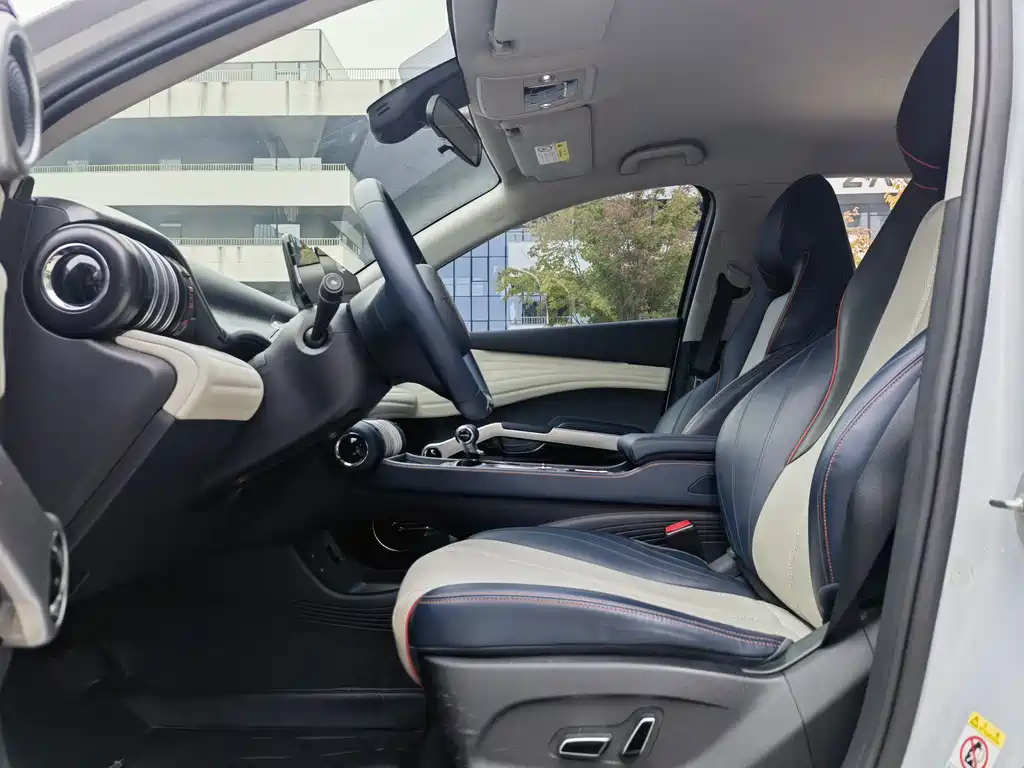 BYD Yuan Plus — миниатюра 9