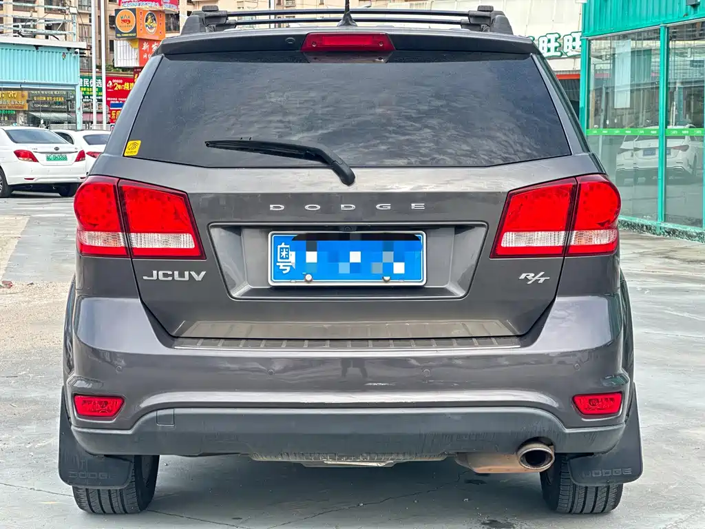 Dodge Journey — миниатюра 6