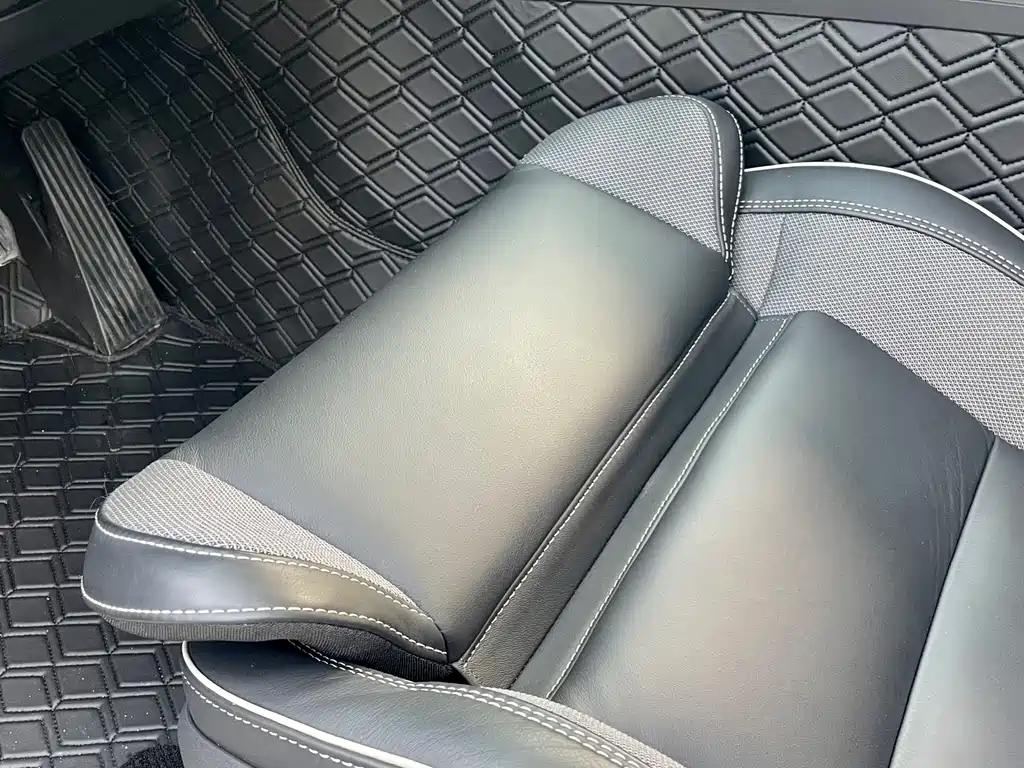 VOLVO XC60 PLUG IN HYBRID