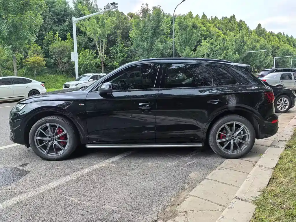 Audi Q5L — миниатюра 3