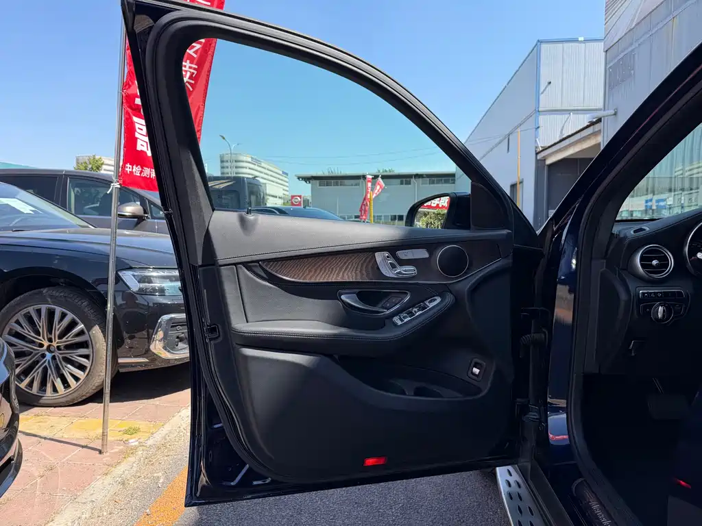 Mercedes-Benz GLC — миниатюра 4