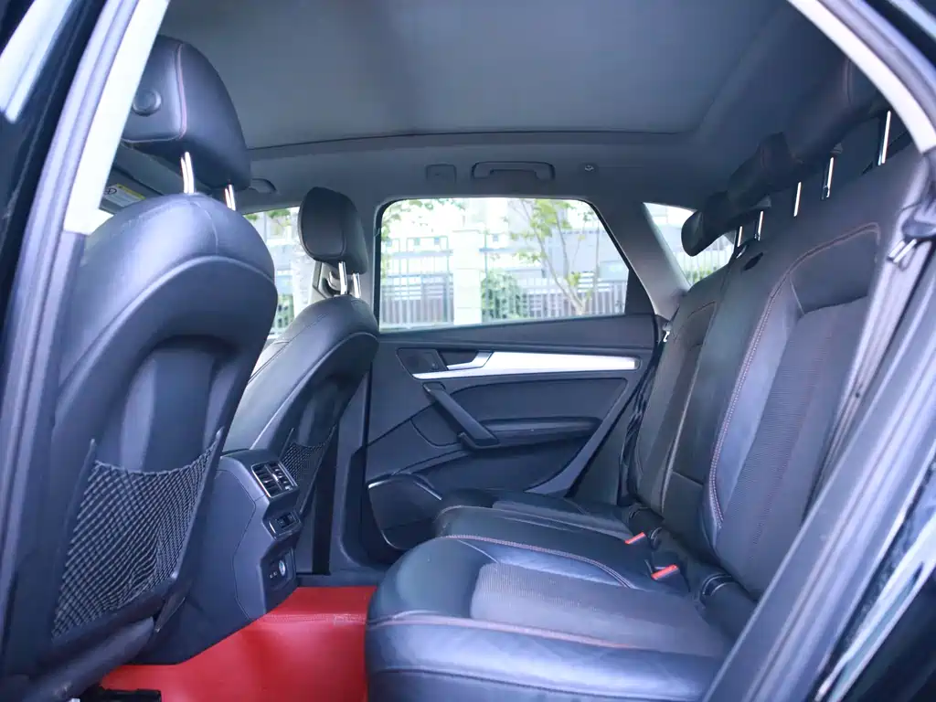 Audi Q5L — миниатюра 8