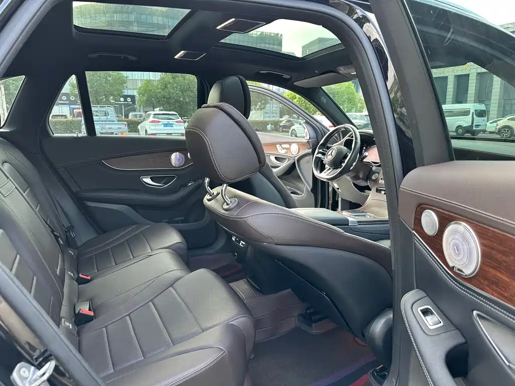 Mercedes-Benz GLC — миниатюра 11