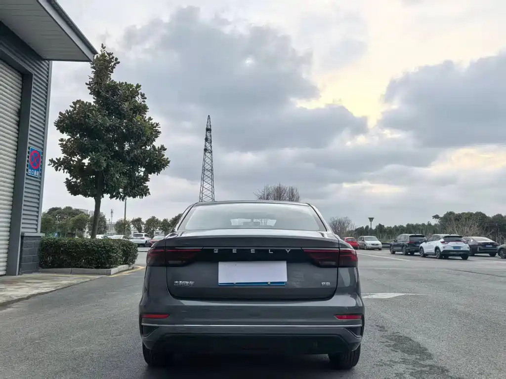 GEELY AUTOMOBILE EMGRAND