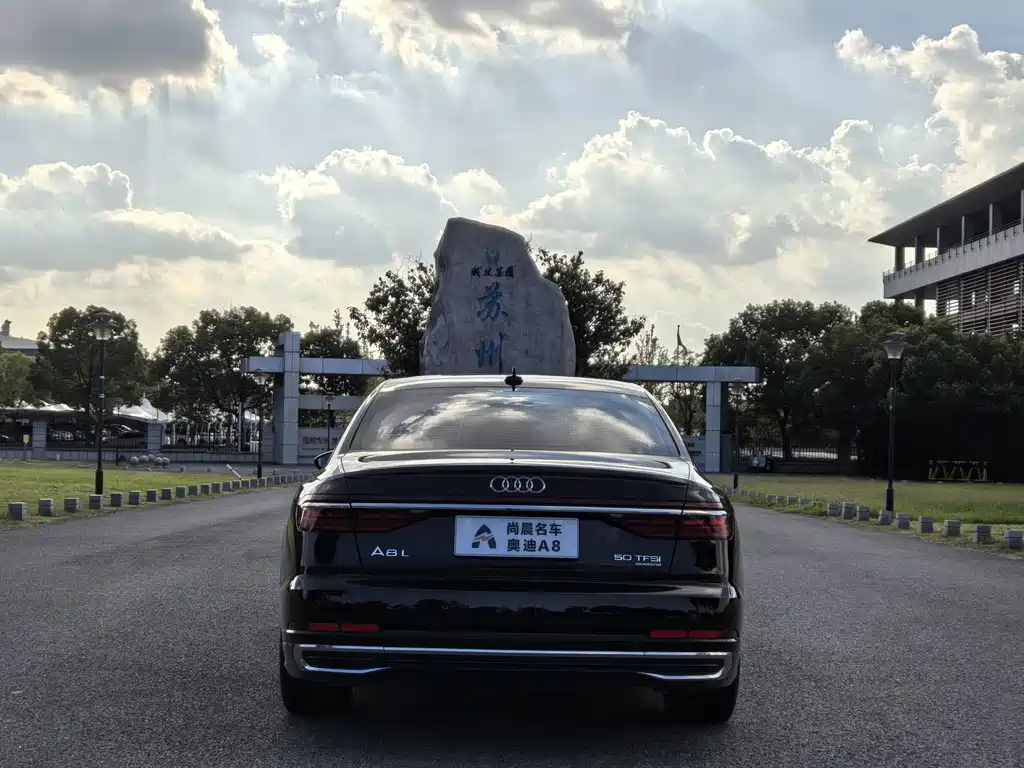 Audi A8 — миниатюра 15