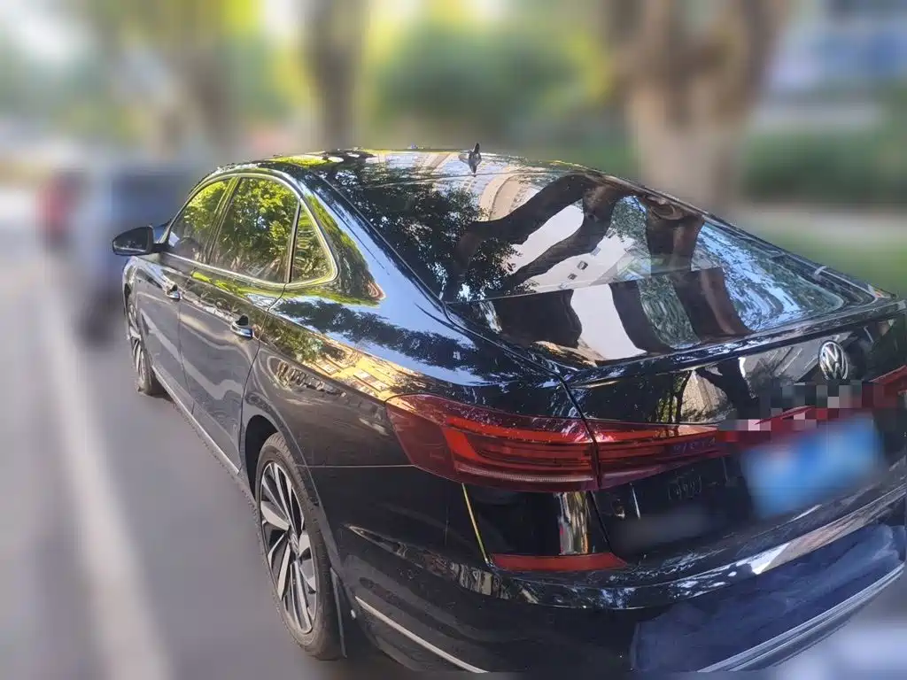 Volkswagen Passat — миниатюра 4