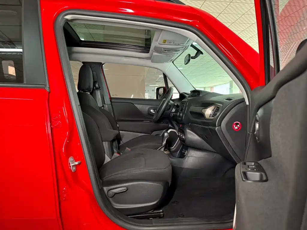 Jeep Renegade — миниатюра 17