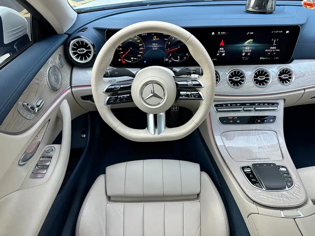 MERCEDES-BENZ E CLASS