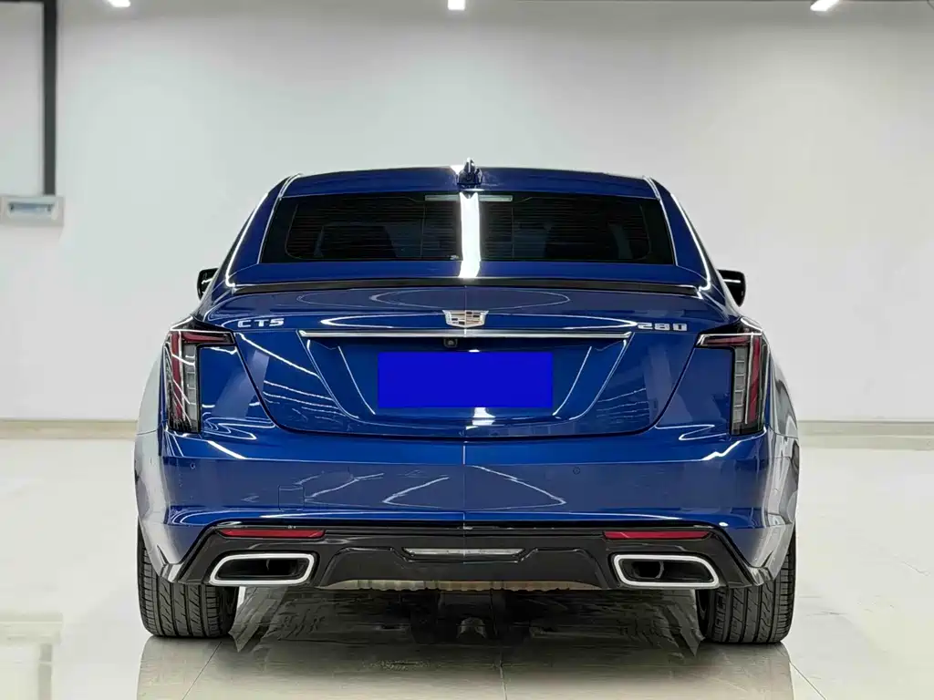 Cadillac CT5 — миниатюра 8