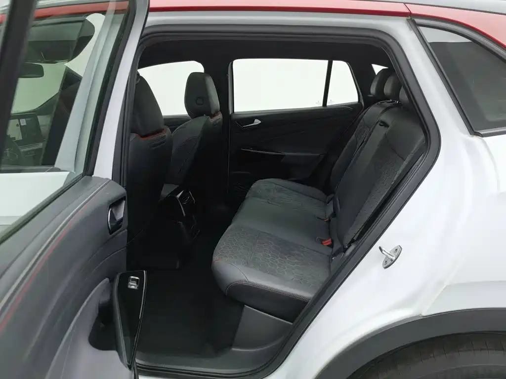 Volkswagen ID.4 X — миниатюра 15