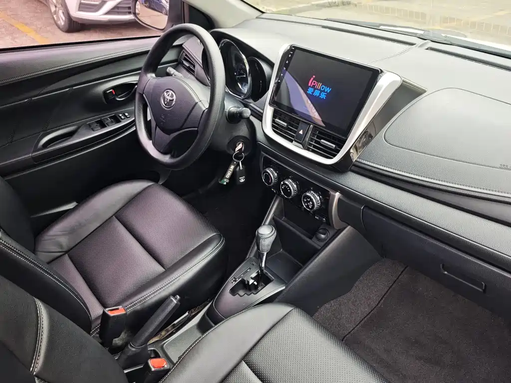 Toyota Yaris L — миниатюра 9