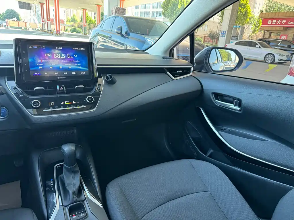 Toyota Corolla — миниатюра 10