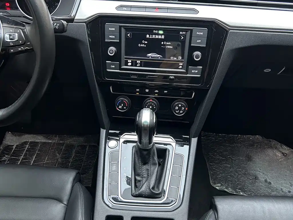 Volkswagen Magotan — миниатюра 17