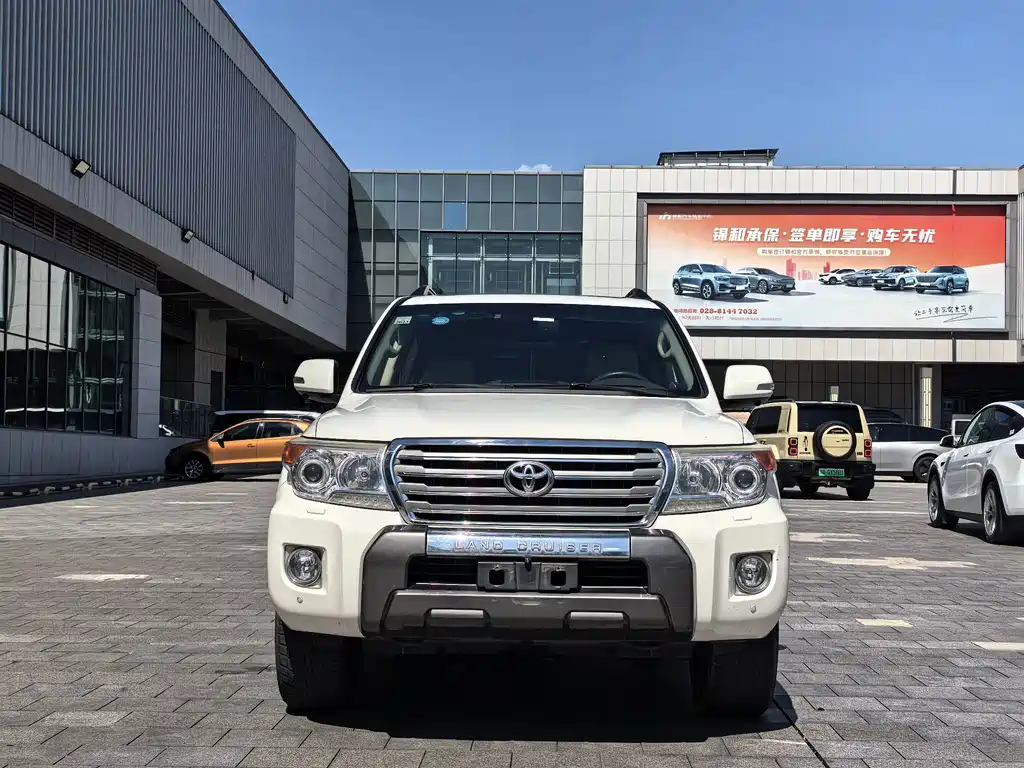 Toyota Land Cruiser 4.0L Auto VX, фото 2