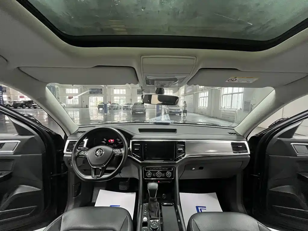 Volkswagen Teramont — миниатюра 7