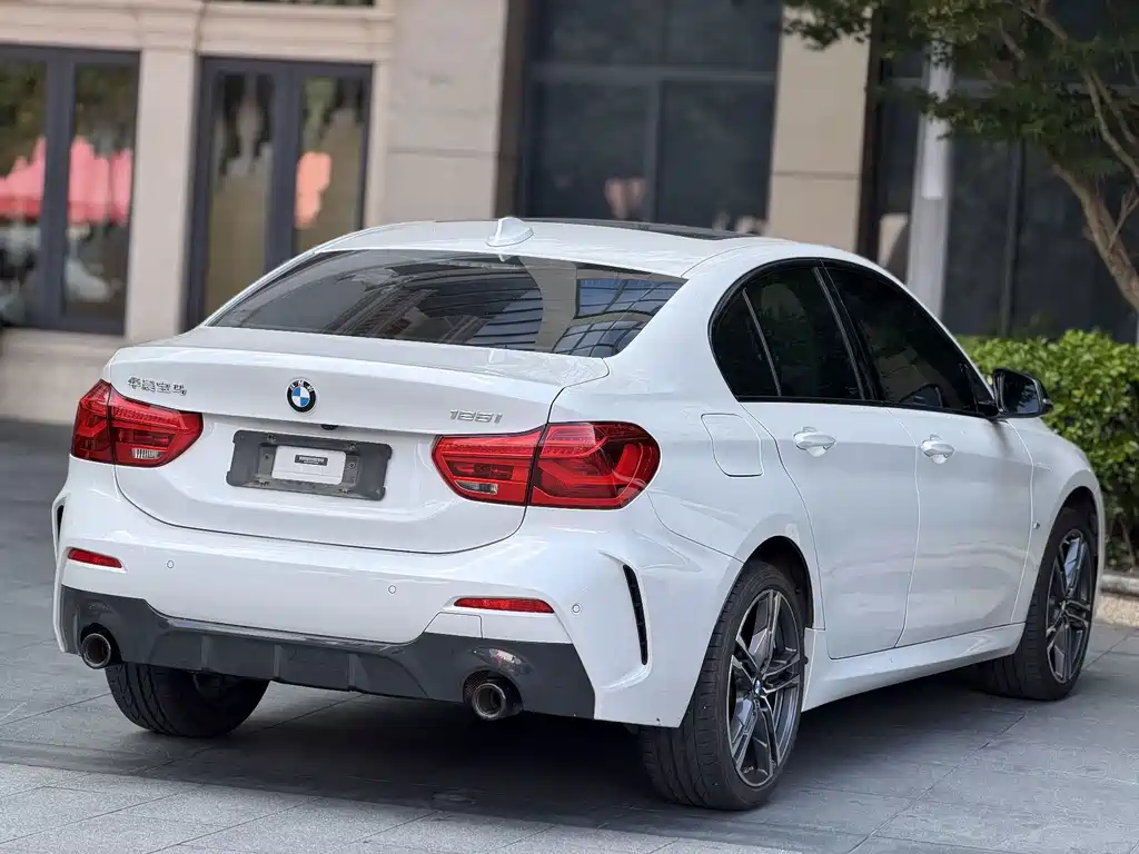 BMW 1 Series — миниатюра 10