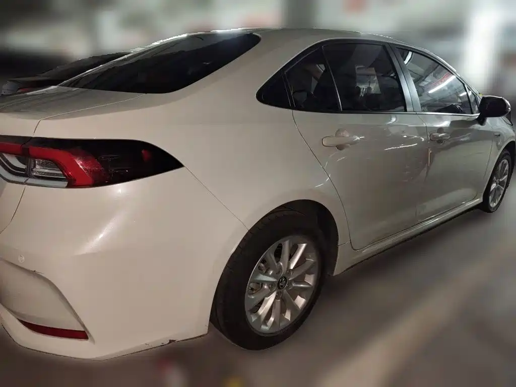 Toyota Corolla — миниатюра 4