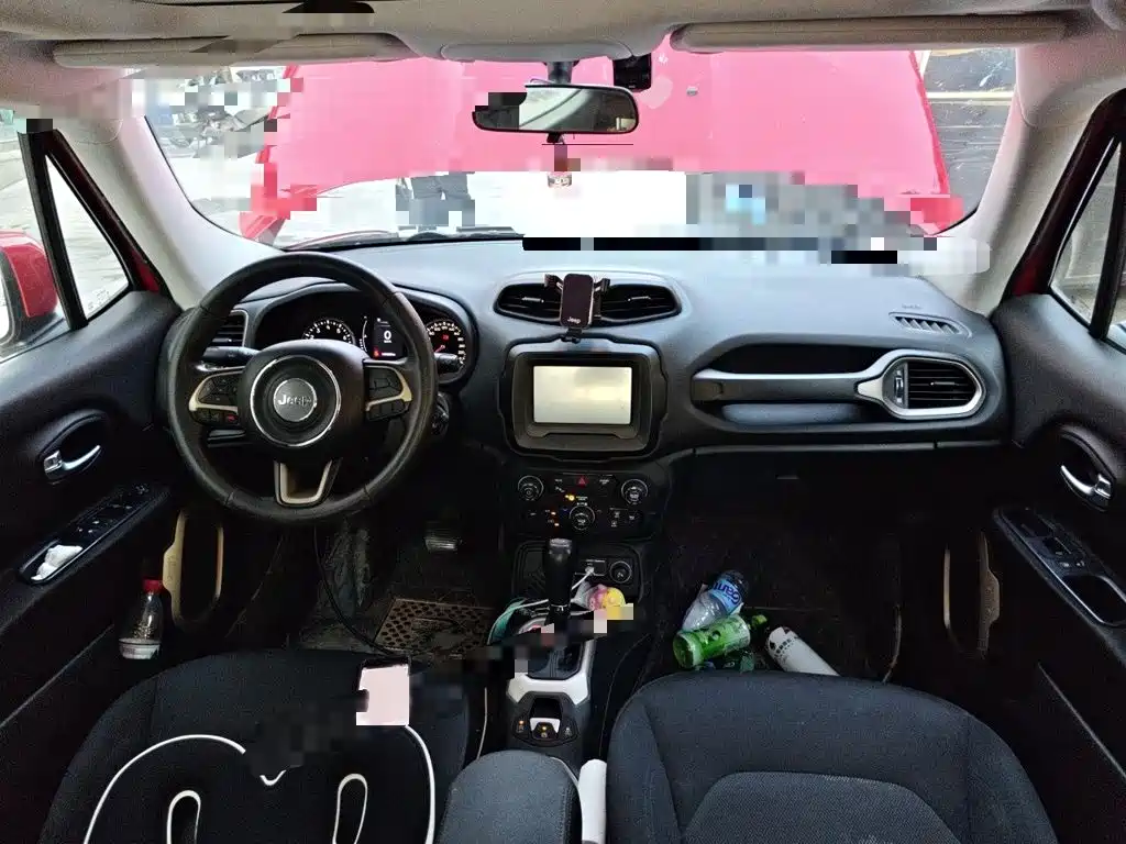 Jeep Renegade — миниатюра 13