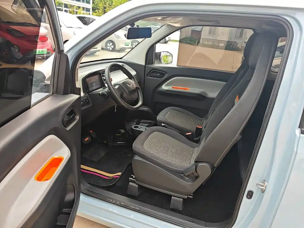 Wuling MINIEV — миниатюра 16