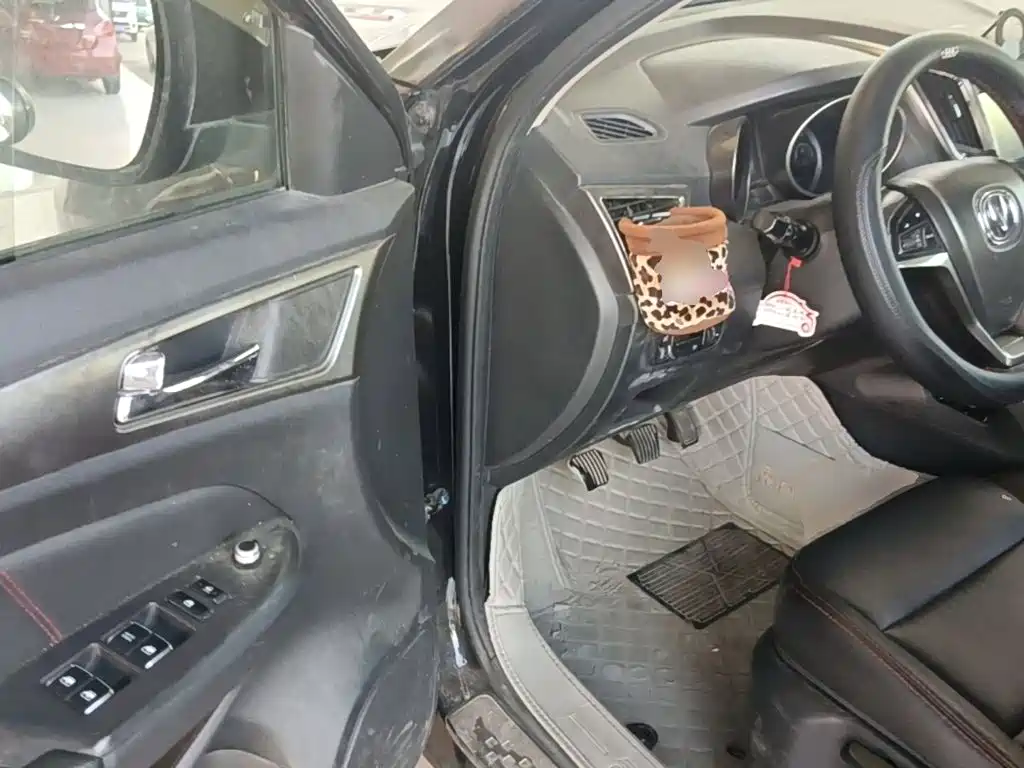 Changan CS75 — миниатюра 16