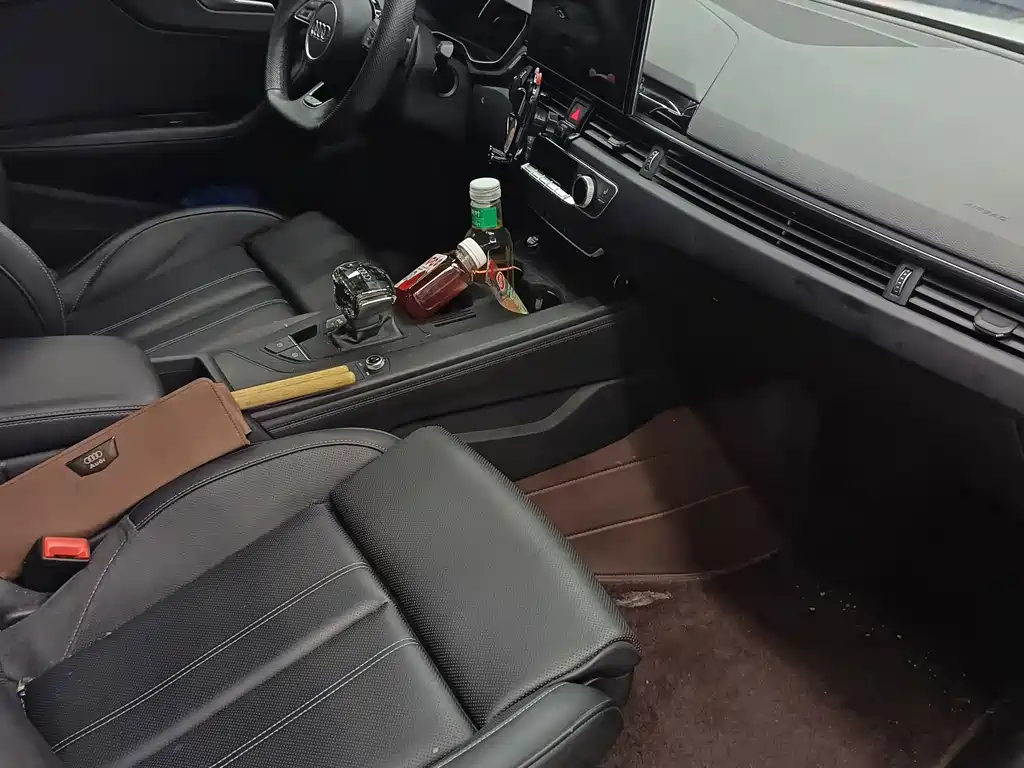 Audi A4L — миниатюра 8