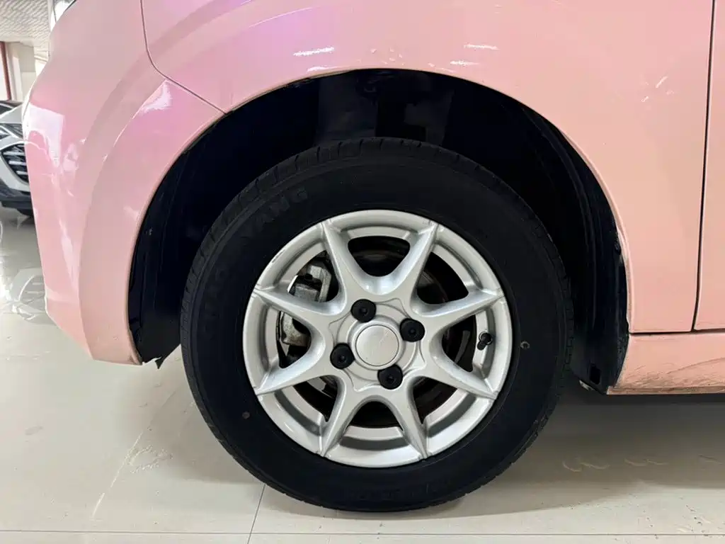 Roewe Clever — миниатюра 25