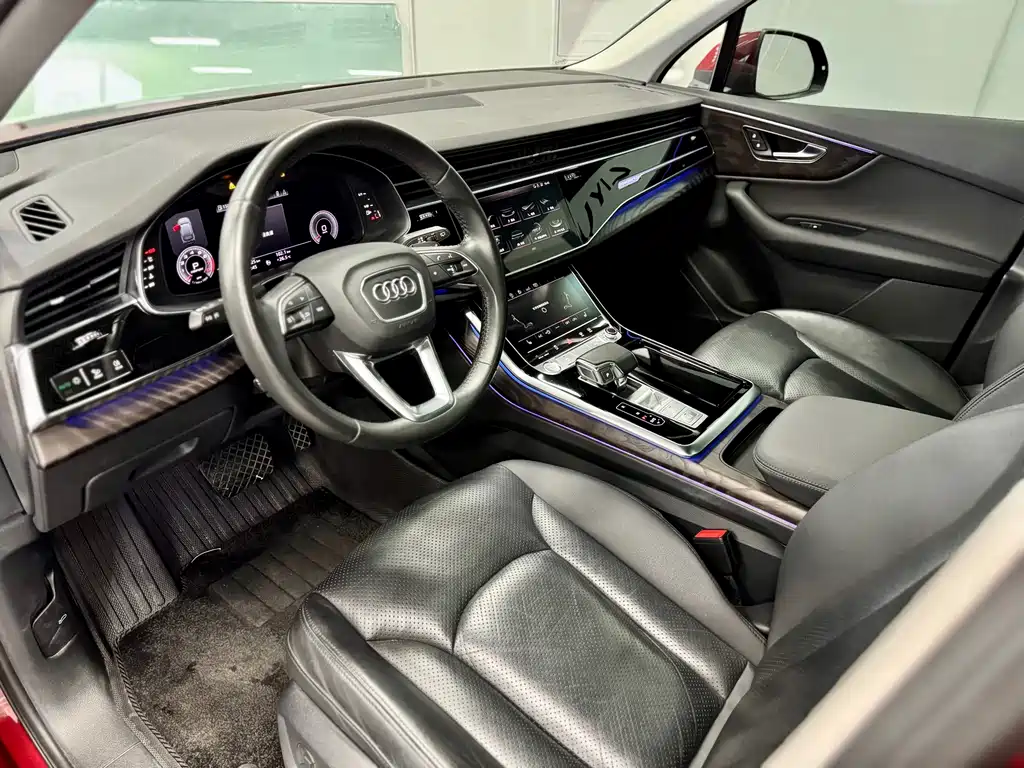 Audi Q7 — миниатюра 9