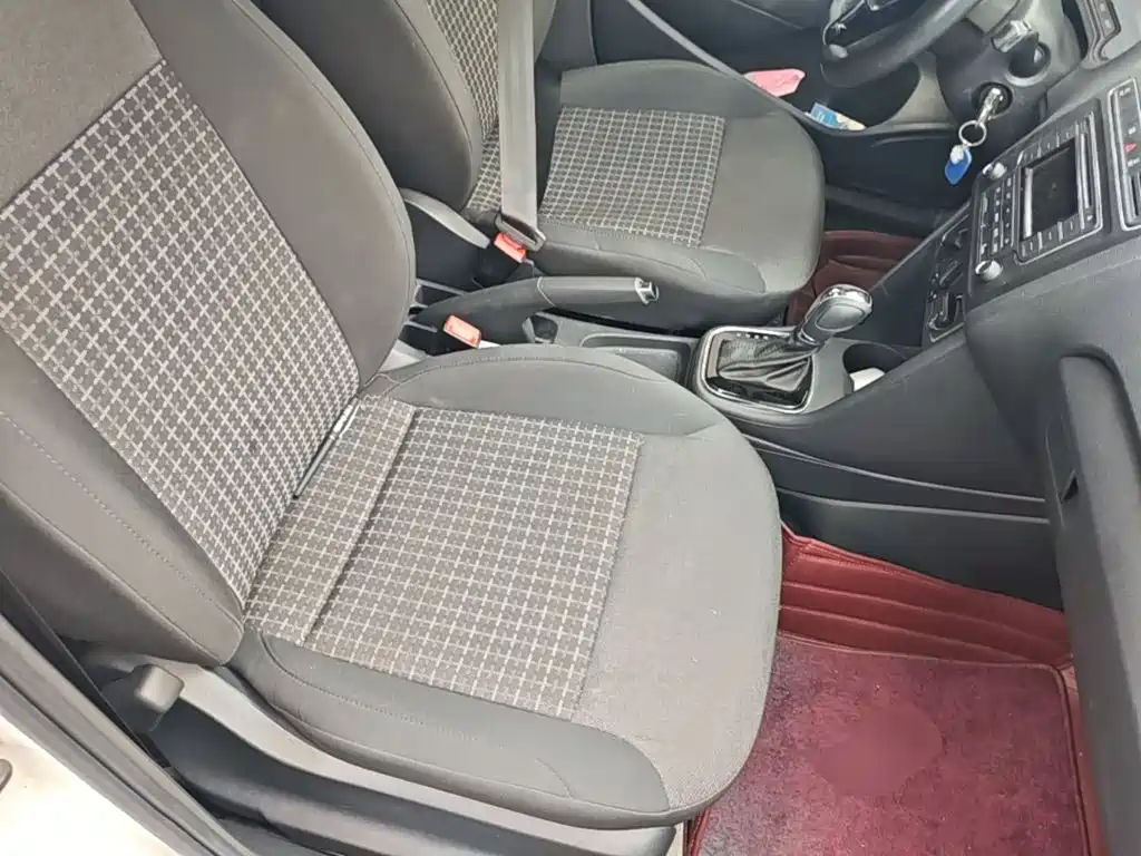 Volkswagen Polo — миниатюра 25