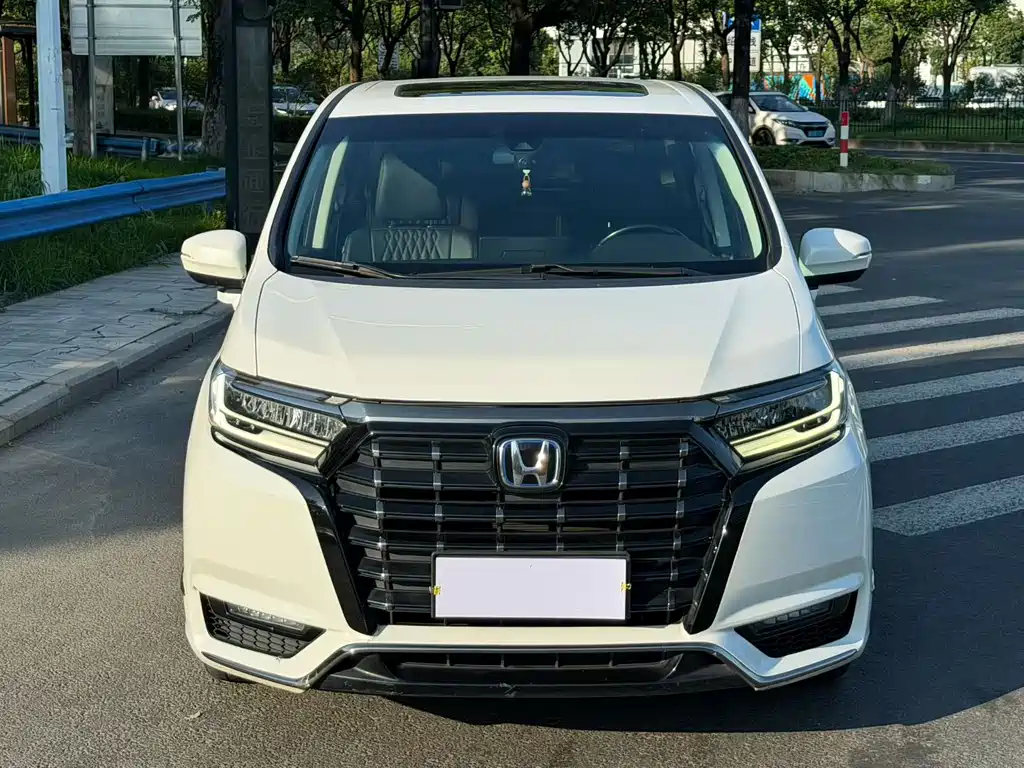 Honda Elysion — миниатюра 2