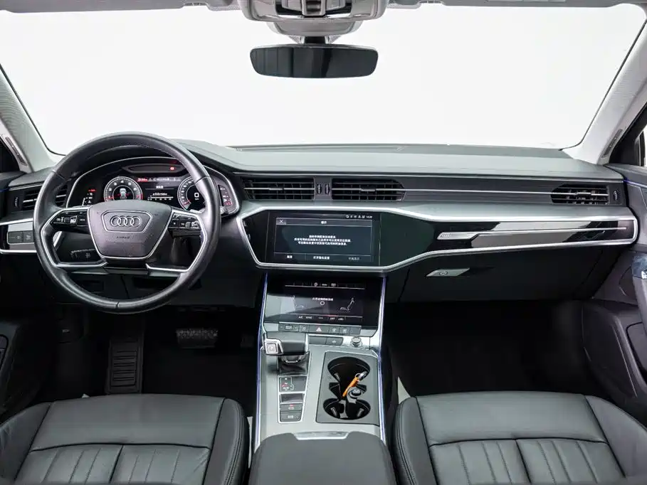 Audi A6 2022 Avant 40 TFSI Luxury