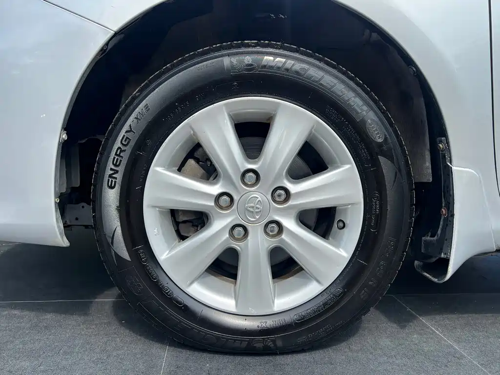 Toyota Corolla — миниатюра 13