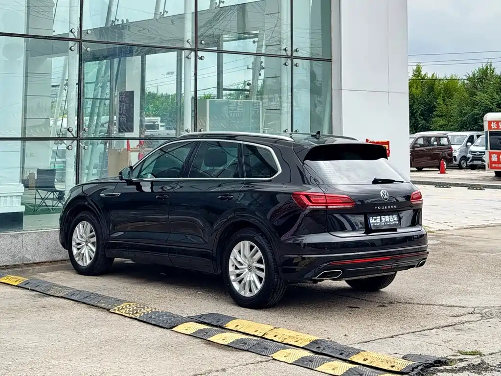 Volkswagen Touareg — миниатюра 6
