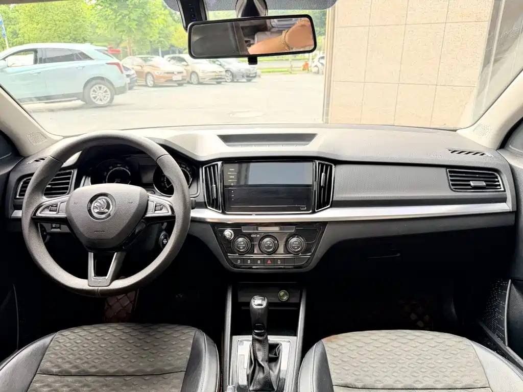 Skoda Kamiq — миниатюра 9